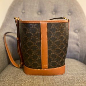 ❌SOLD❌CELINE SMALL BUCKET IN TRIOMPHE CANVAS